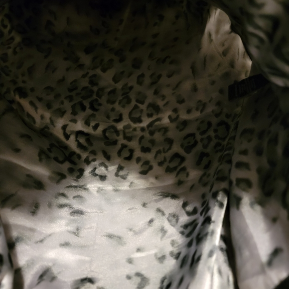 Baby phat vest - Picture 5 of 9